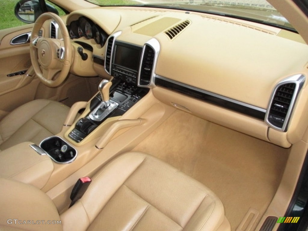 Luxor Beige Interior 2011 Porsche Cayenne S Photo #136416379