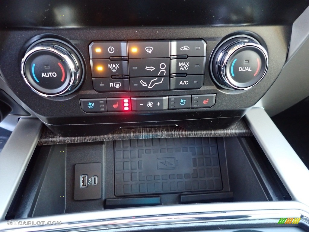 2020 Ford F350 Super Duty Lariat Crew Cab 4x4 Controls Photos