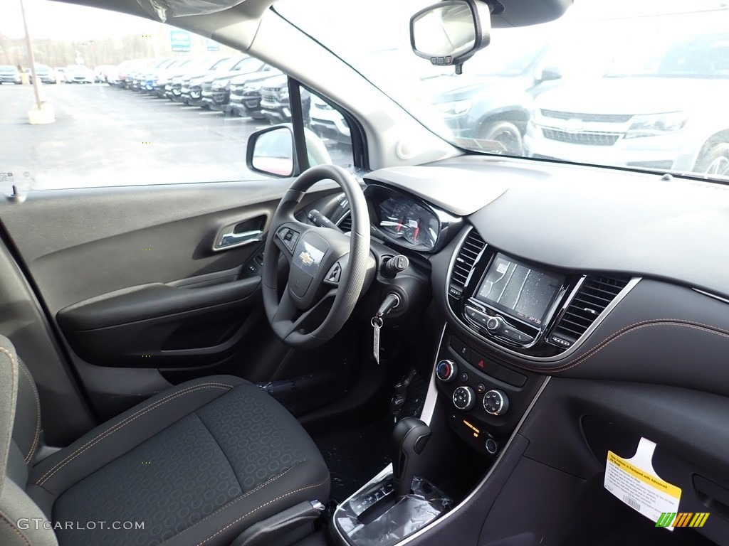 2020 Trax LS AWD - Nightfall Gray Metallic / Jet Black photo #11