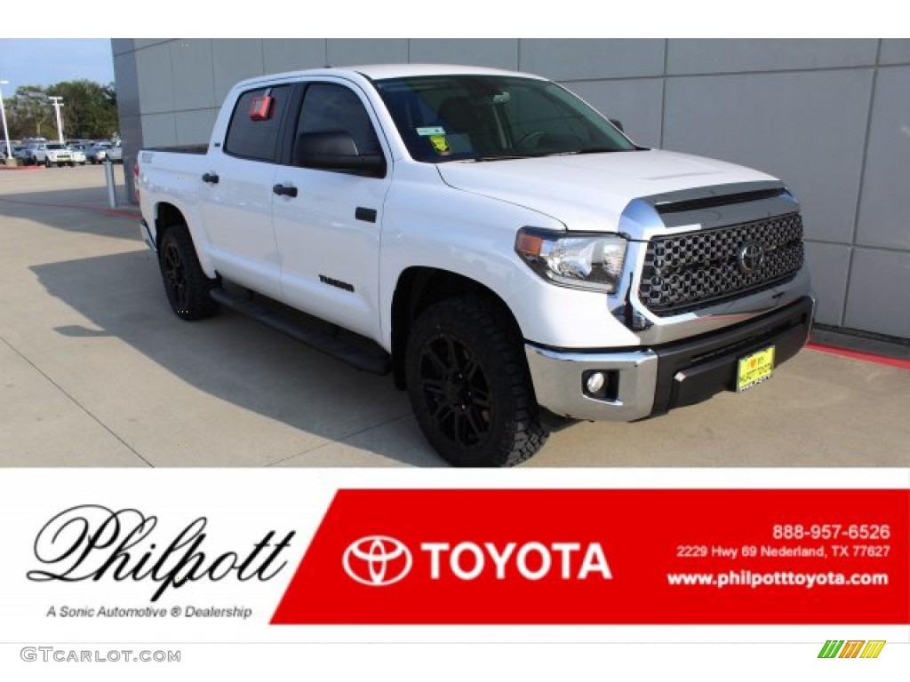 2020 Tundra SR5 CrewMax 4x4 - Super White / Graphite photo #1