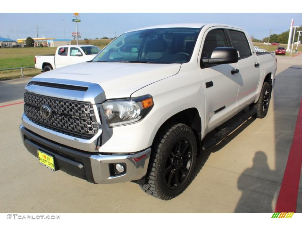 2020 Tundra SR5 CrewMax 4x4 - Super White / Graphite photo #4