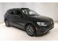 Deep Black Pearl - Tiguan SE 4MOTION Photo No. 1