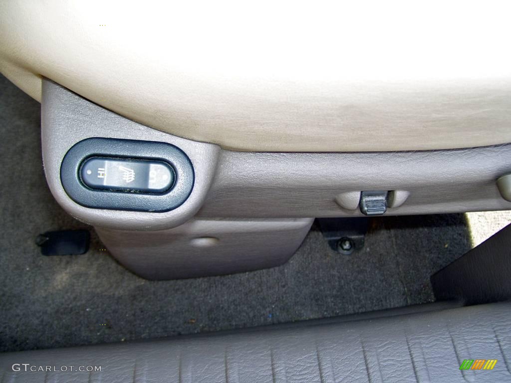 2005 PT Cruiser Dream Cruiser Series 4 Convertible - Dark Plum Pearl / Taupe/Pearl Beige photo #14