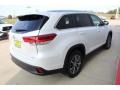 Blizzard Pearl White - Highlander XLE Photo No. 9