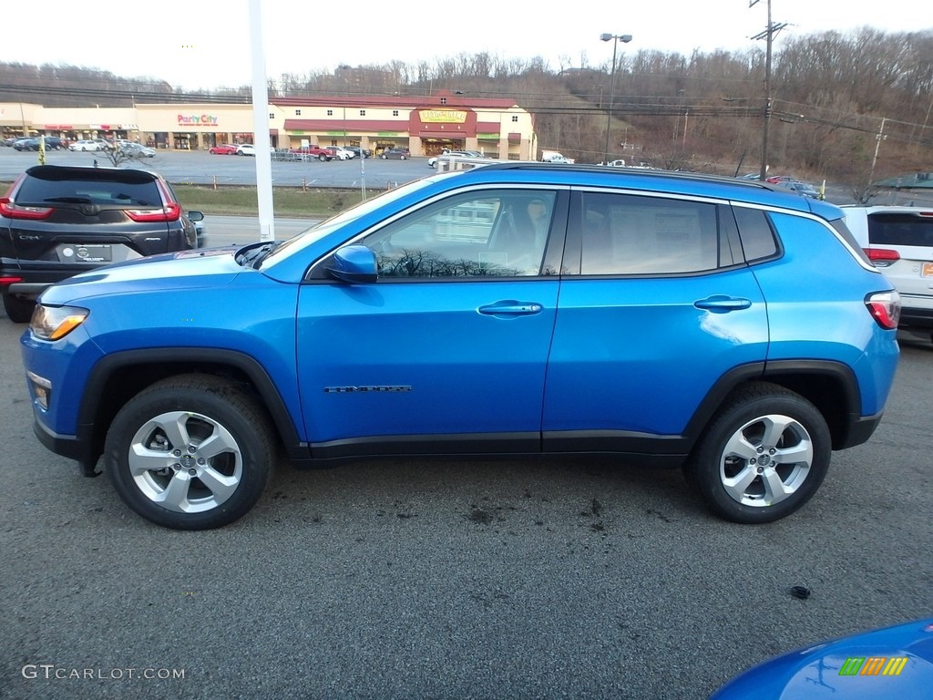 2020 Compass Latitude 4x4 - Jazz Blue Pearl / Black photo #2