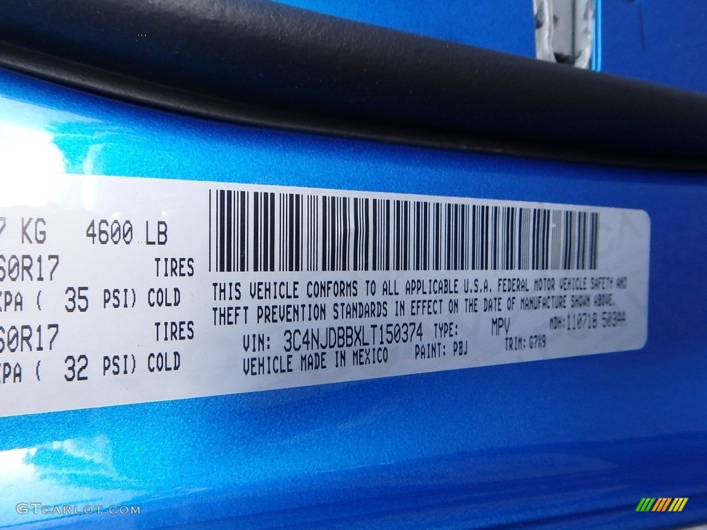 2020 Compass Latitude 4x4 - Jazz Blue Pearl / Black photo #15