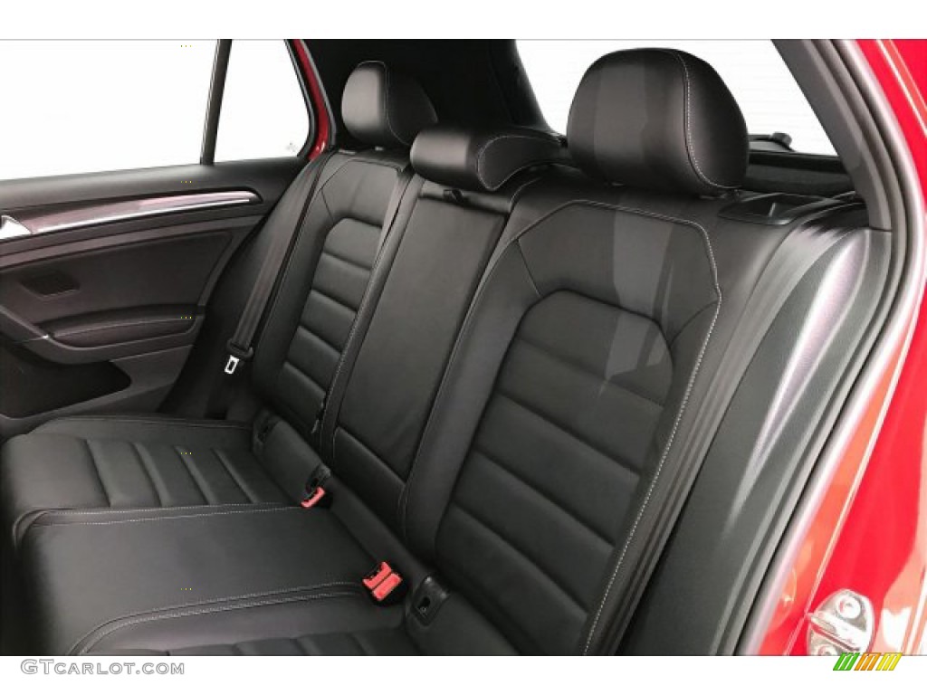 Black Interior 2017 Volkswagen Golf R 4Motion w/DCC. Nav. Photo #136446195