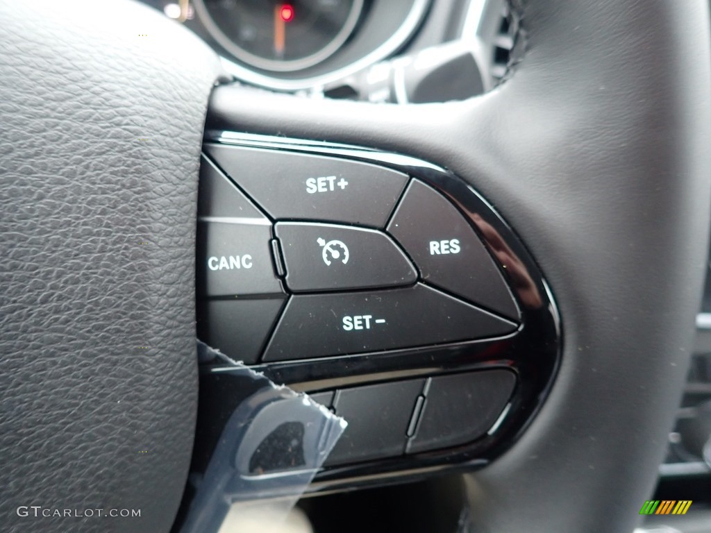 2020 Jeep Cherokee Latitude Plus 4x4 Black Steering Wheel Photo #136446636
