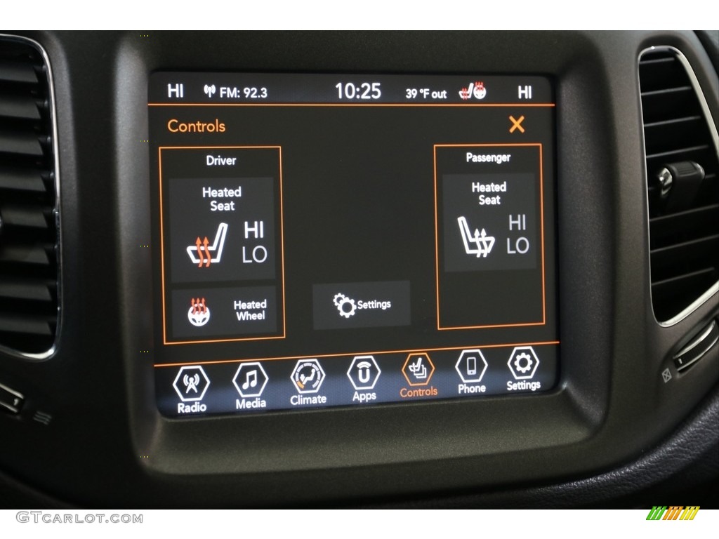 2019 Jeep Compass Trailhawk 4x4 Controls Photo #136446898