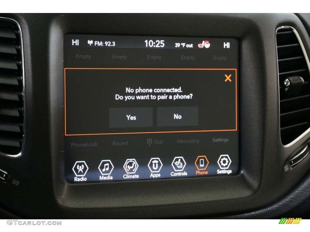 2019 Jeep Compass Trailhawk 4x4 Controls Photo #136446924