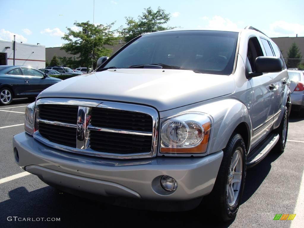 2005 Durango SLT 4x4 - Bright Silver Metallic / Medium Slate Gray photo #1