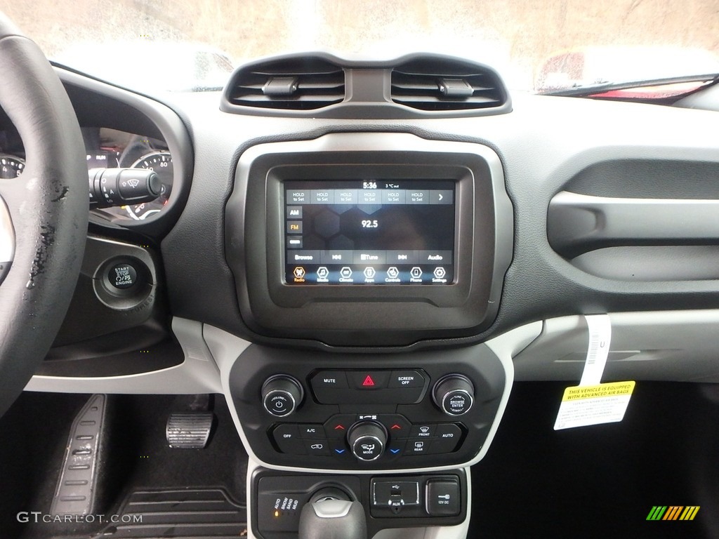 2020 Jeep Renegade Latitude 4x4 Controls Photo #136451960