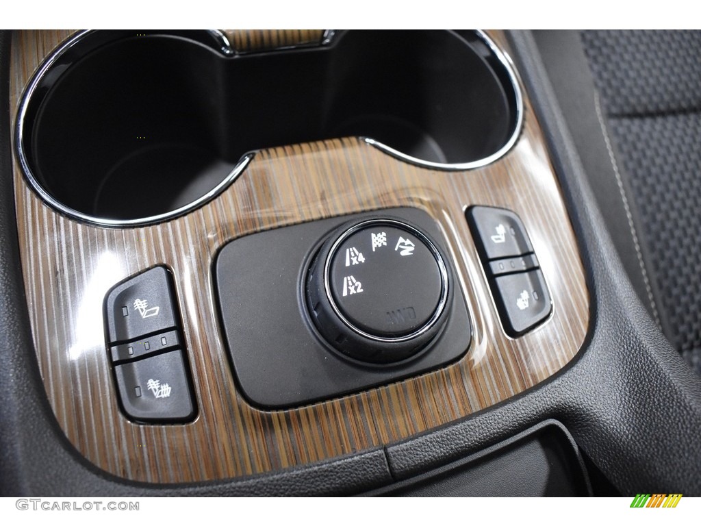 2020 GMC Acadia SLE AWD Controls Photo #136456608