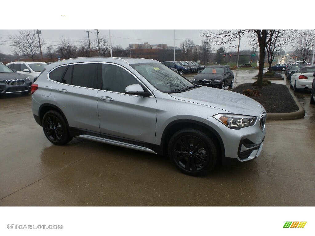 Glacier Silver Metallic 2020 BMW X1 xDrive28i Exterior Photo #136463536