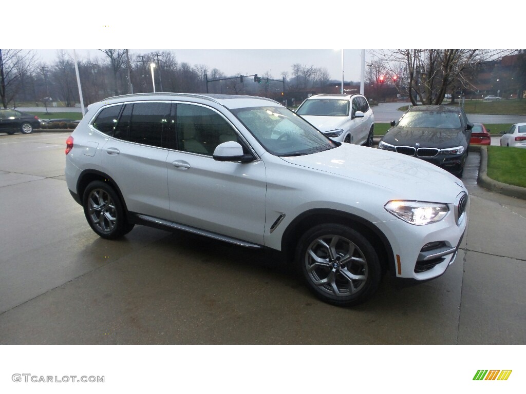 2020 X3 xDrive30i - Mineral White Metallic / Canberra Beige/Black photo #1