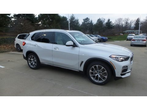 2020 BMW X5 xDrive40i Data, Info and Specs