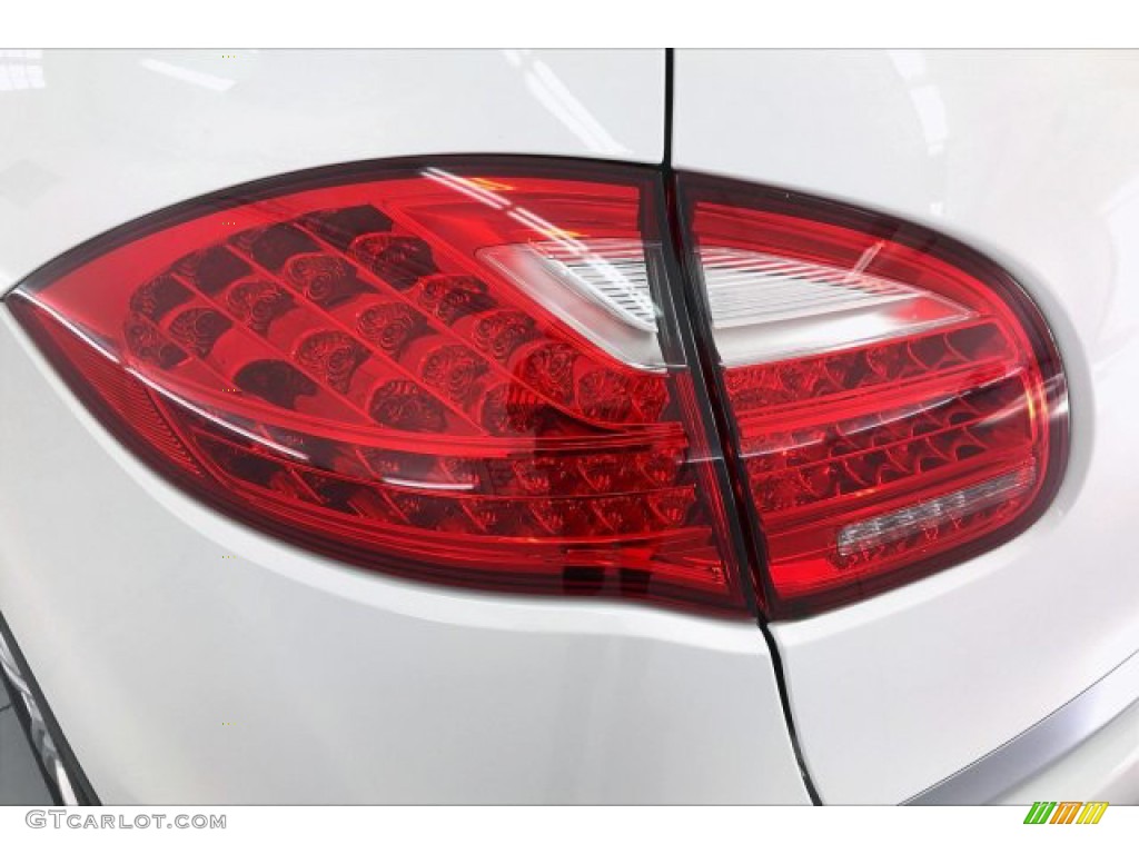 2014 Cayenne S - White / Black photo #26