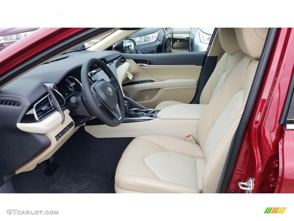 2020 Toyota Camry XLE Front Seat Photo #136482805