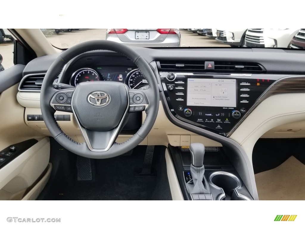 2020 Toyota Camry XLE Macadamia Dashboard Photo #136482850