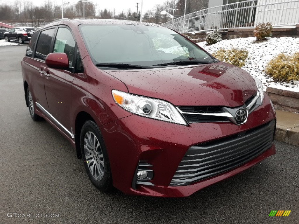 2020 Sienna XLE - Salsa Red Pearl / Ash photo #1