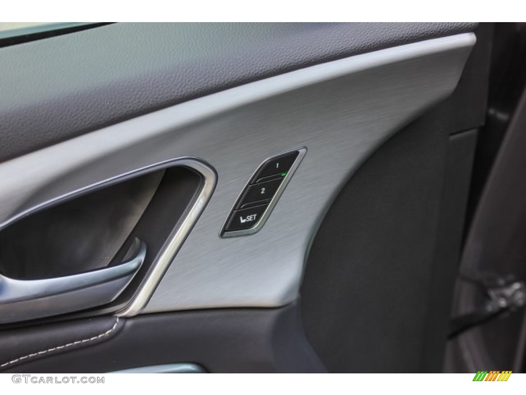 2020 Acura RDX Technology Controls Photo #136490659