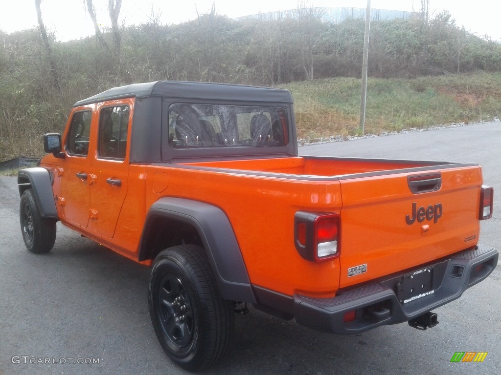 2020 Gladiator Sport 4x4 - Punk