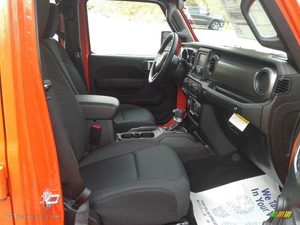 2020 Gladiator Sport 4x4 - Punk