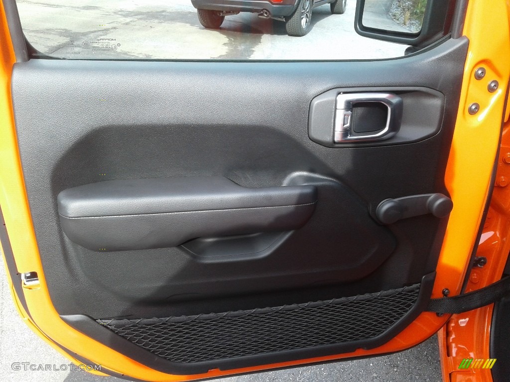 2020 Gladiator Sport 4x4 - Punk