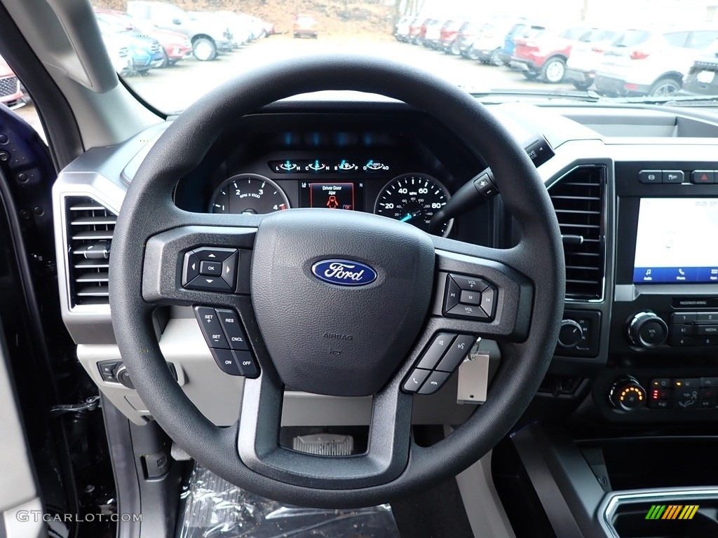 2020 Ford F350 Super Duty XLT Crew Cab 4x4 Medium Earth Gray Steering Wheel Photo #136500355