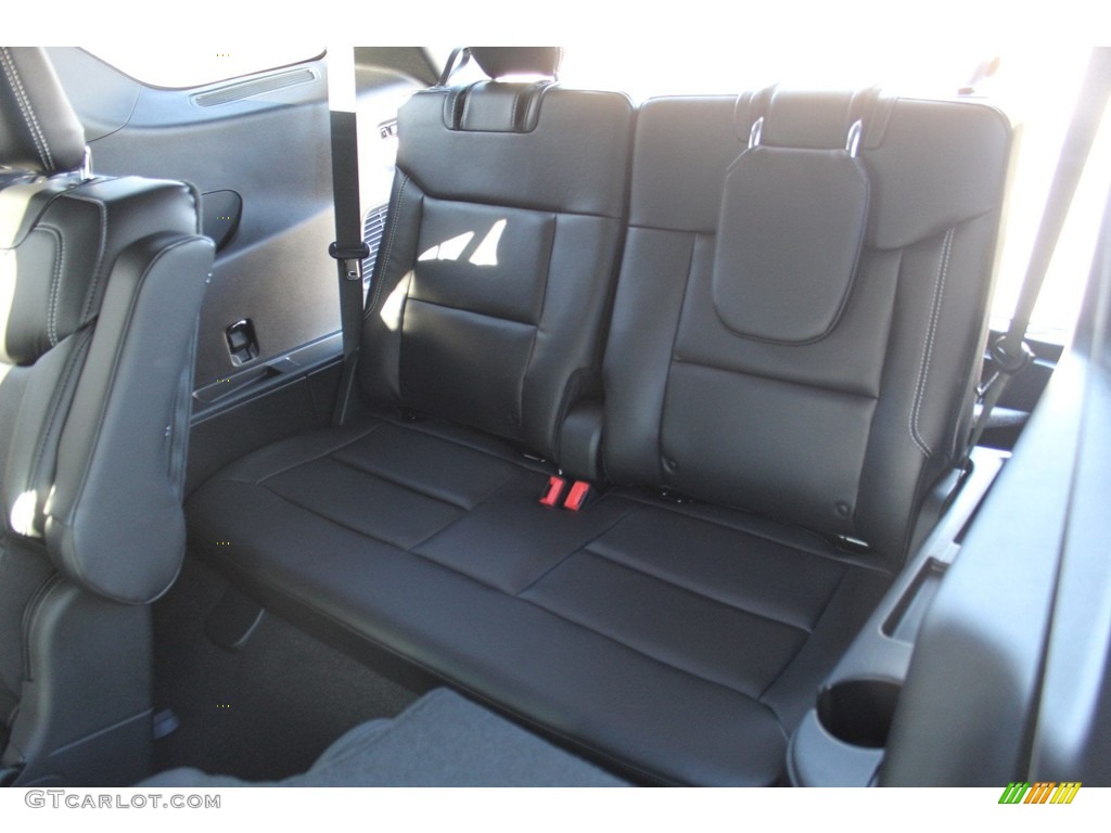 2020 Explorer ST 4WD - Magnetic Metallic / Ebony photo #24