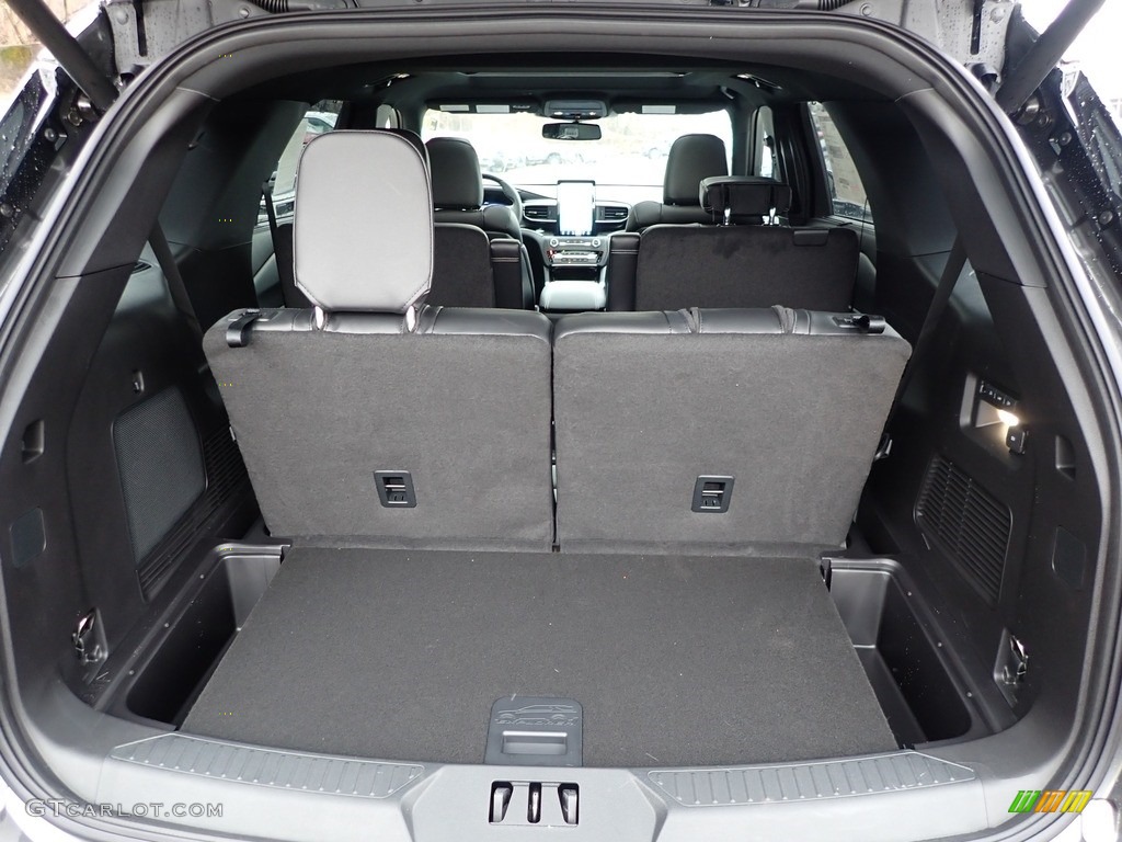 2020 Ford Explorer ST 4WD Trunk Photo #136503901