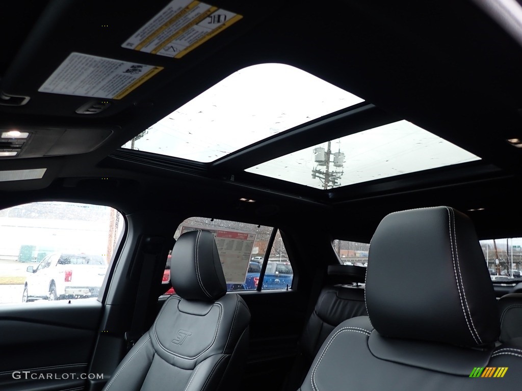 2020 Ford Explorer ST 4WD Sunroof Photo #136504090