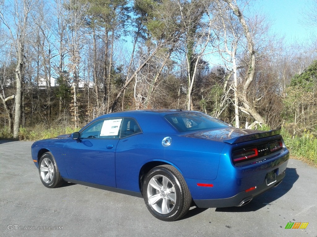 2019 Challenger SXT - Indigo Blue / Black photo #2