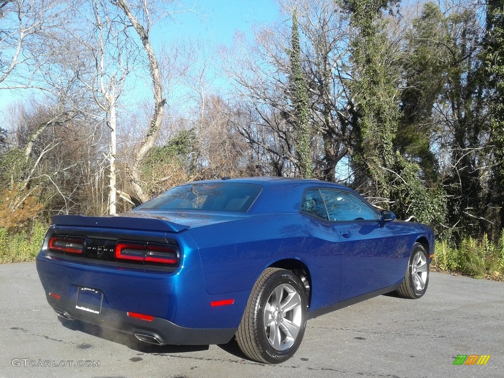 2019 Challenger SXT - Indigo Blue / Black photo #8