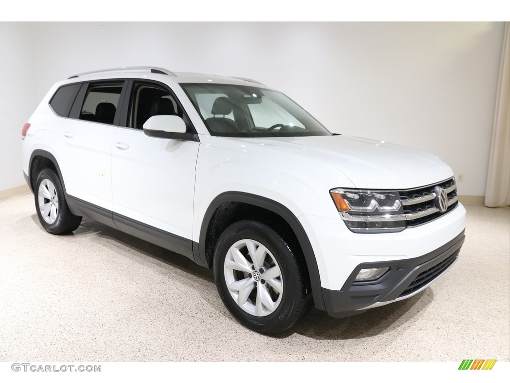 2019 Atlas SE 4Motion - Pure White / Titan Black photo #1