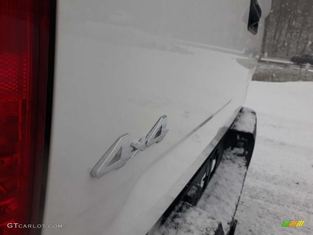 2020 Tundra SR Double Cab 4x4 - Super White / Graphite photo #16