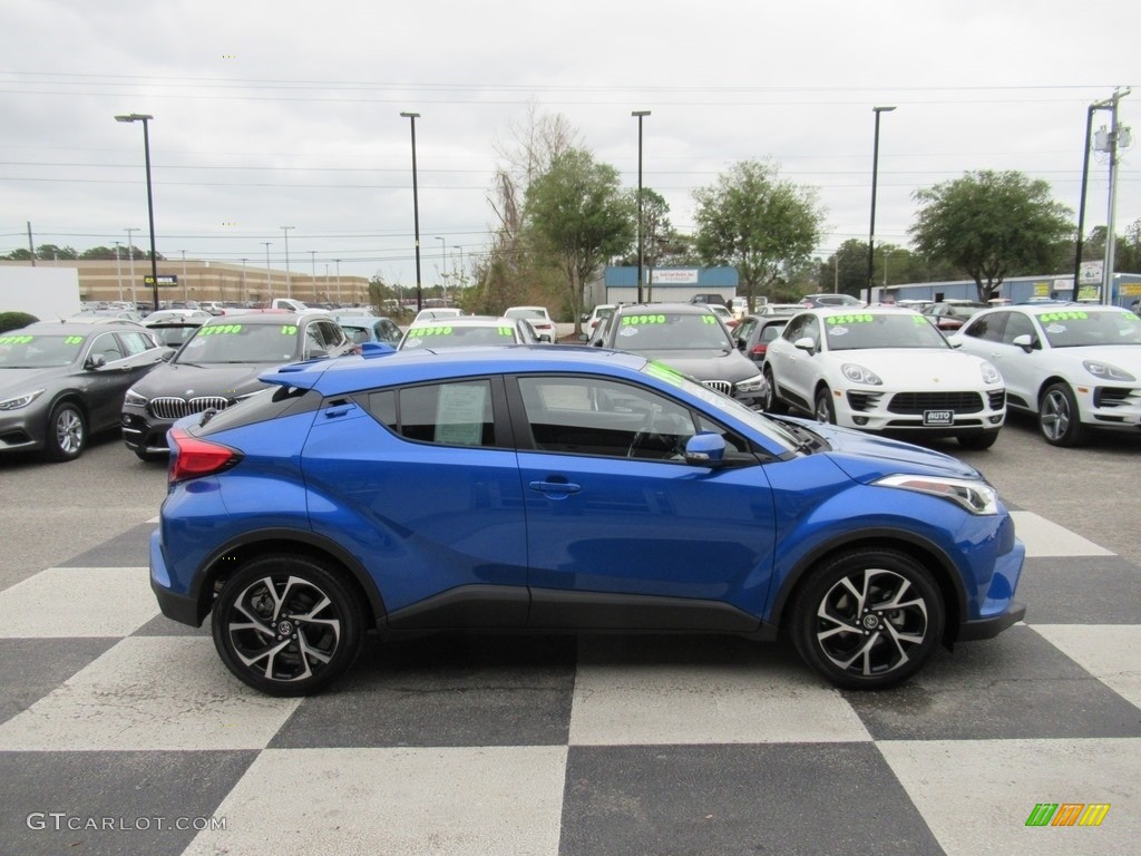 2019 C-HR XLE - Blue Flame / Black photo #3