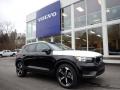 2020 Onyx Black Metallic Volvo XC40 T5 Momentum AWD  photo #1