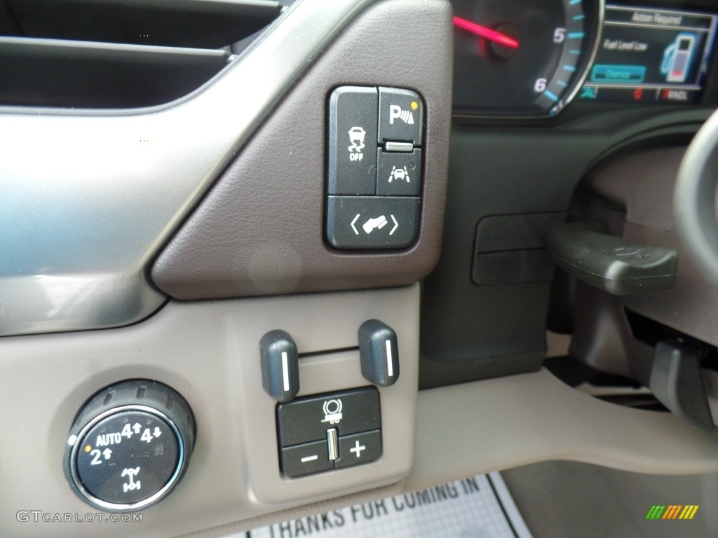 2020 Suburban LT 4WD - Siren Red Tintcoat / Cocoa/­Dune photo #24