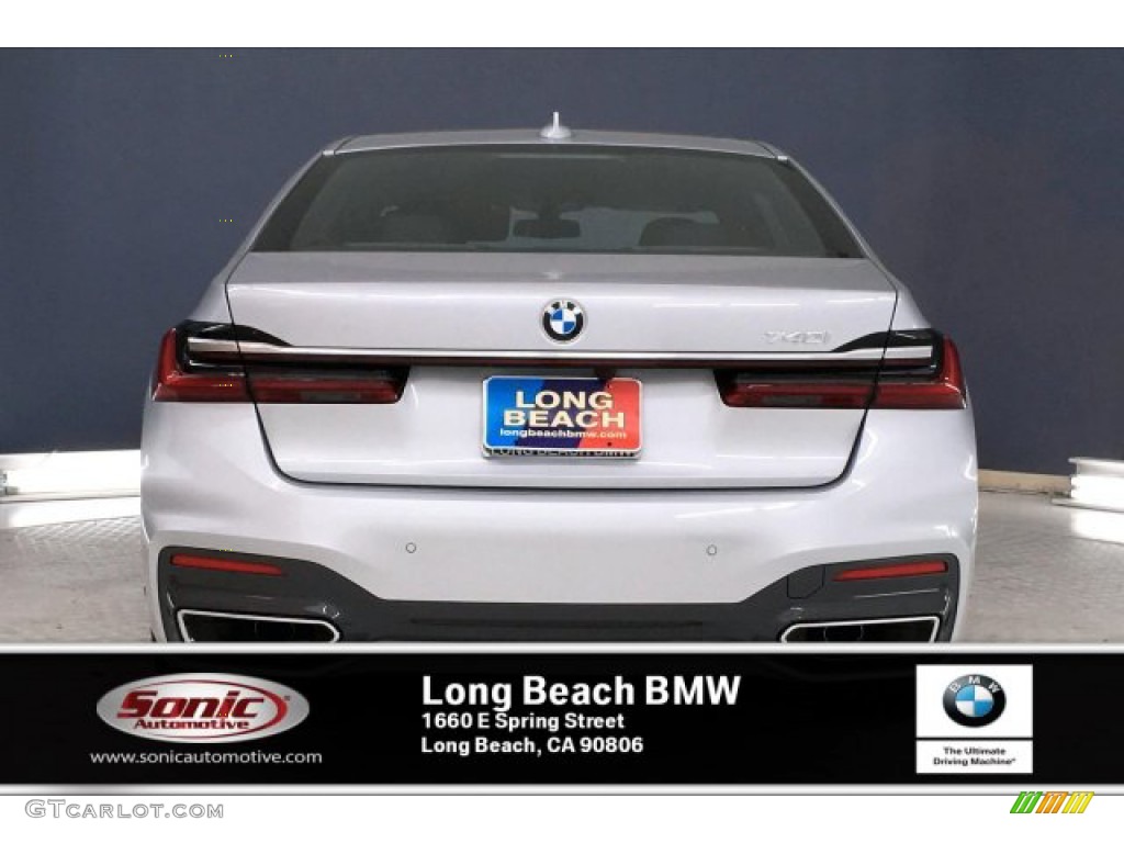 2020 7 Series 740i Sedan - Glacier Silver Metallic / Black photo #3