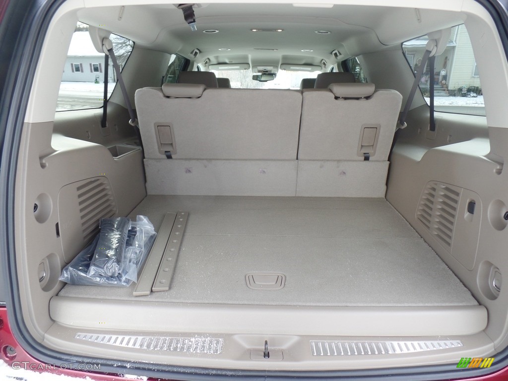 2020 Suburban LT 4WD - Siren Red Tintcoat / Cocoa/­Dune photo #39