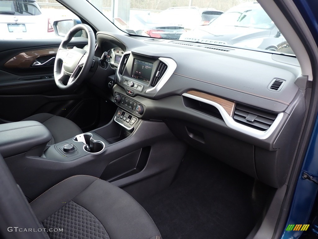 2020 GMC Terrain SLE AWD Jet Black Dashboard Photo #136546215
