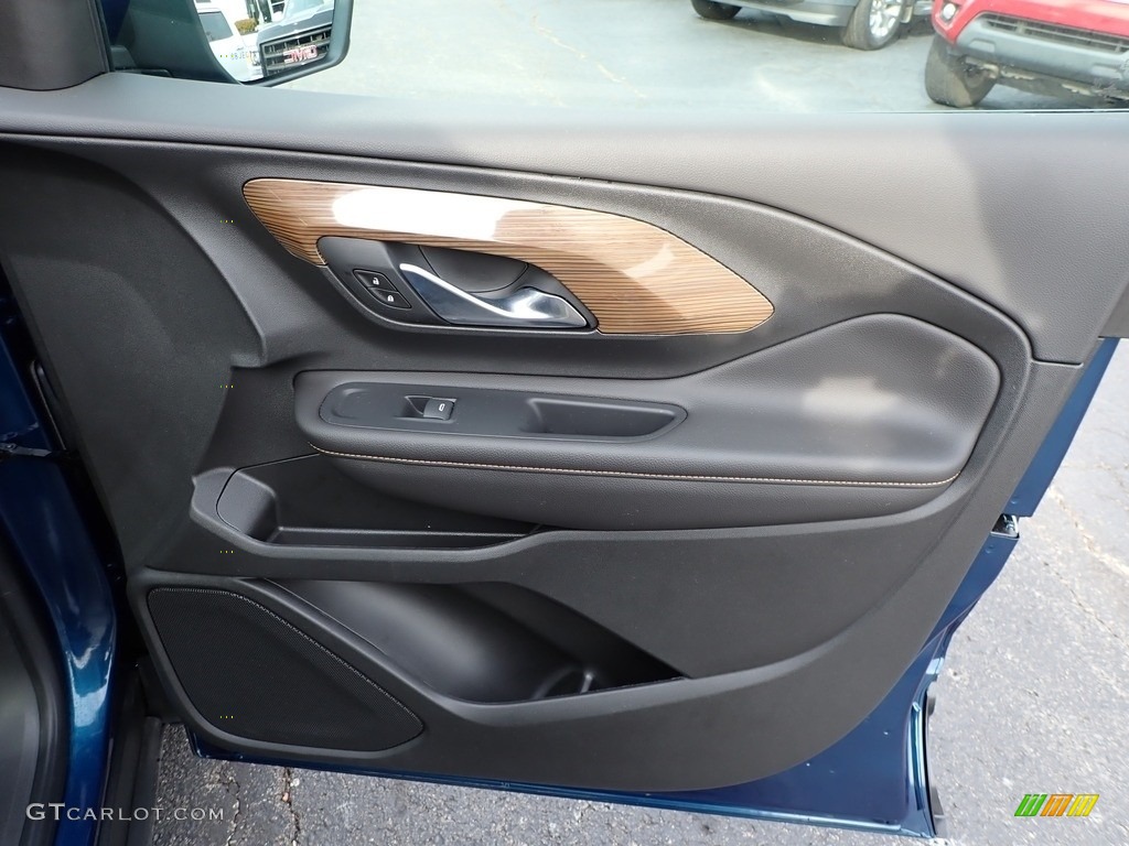 2020 GMC Terrain SLE AWD Jet Black Door Panel Photo #136546236