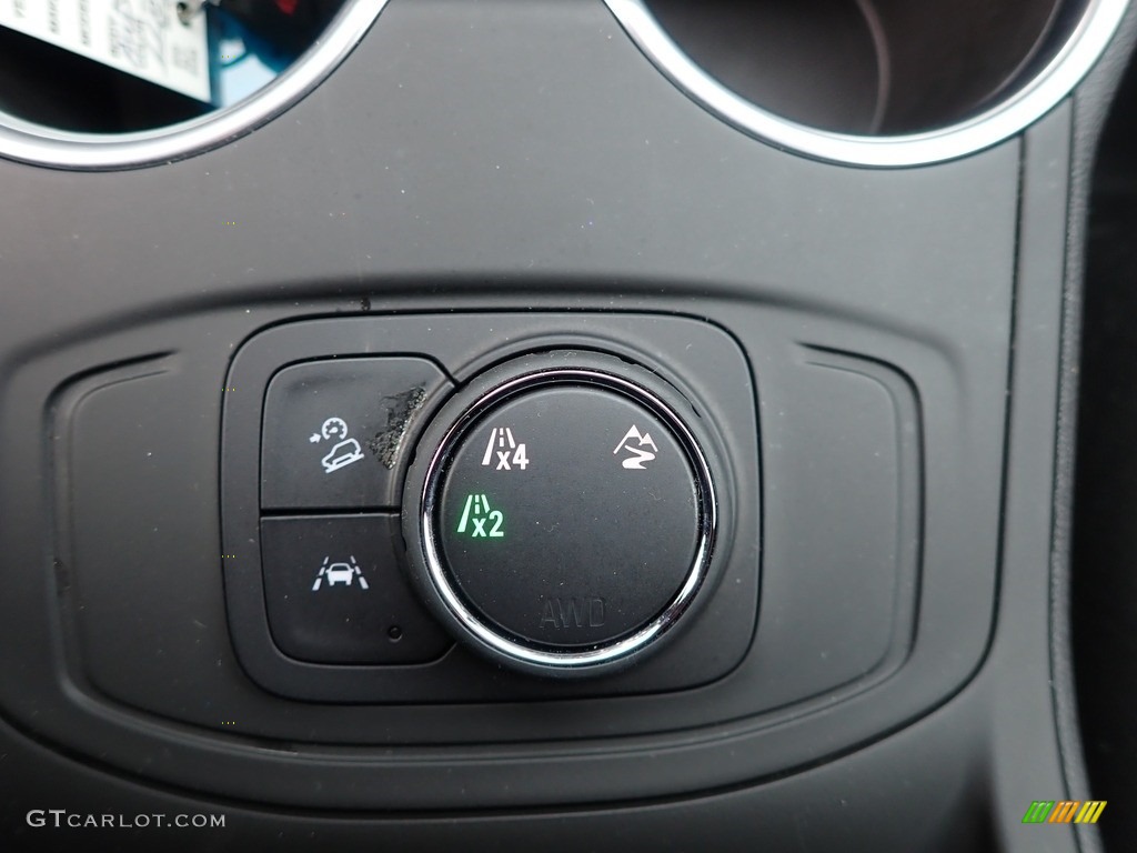 2020 GMC Terrain SLE AWD Controls Photo #136546596