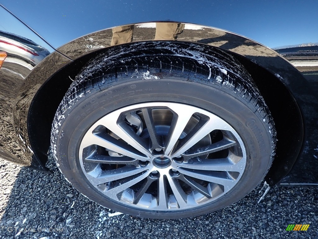2020 Buick Regal Sportback Essence AWD Wheel Photos
