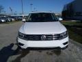 Pure White - Tiguan SEL 4MOTION Photo No. 2