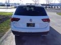 Pure White - Tiguan SEL 4MOTION Photo No. 5