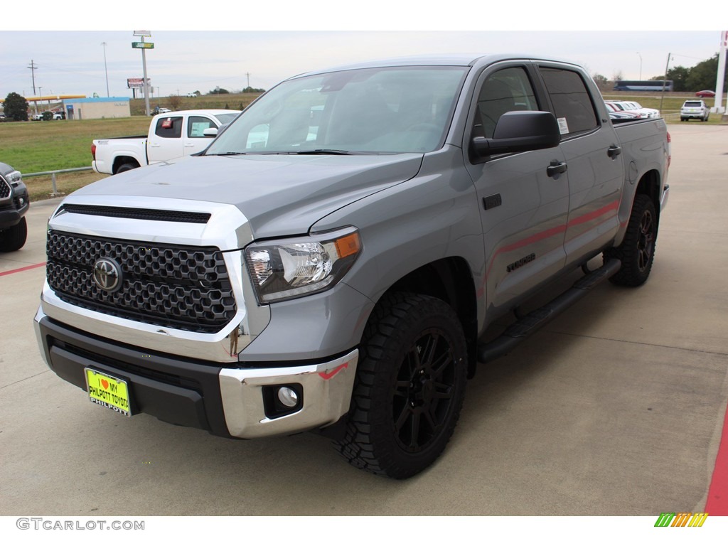 2020 Tundra TSS Off Road CrewMax 4x4 - Cement / Black photo #4