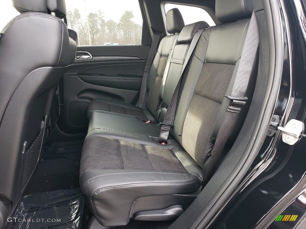 2020 Jeep Grand Cherokee Altitude 4x4 Rear Seat Photo #136565882