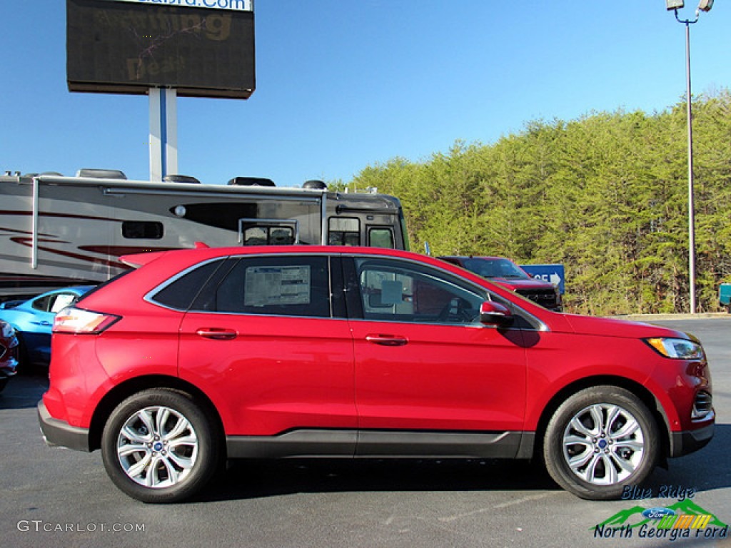 2020 Edge Titanium AWD - Rapid Red Metallic / Soft Ceramic photo #6